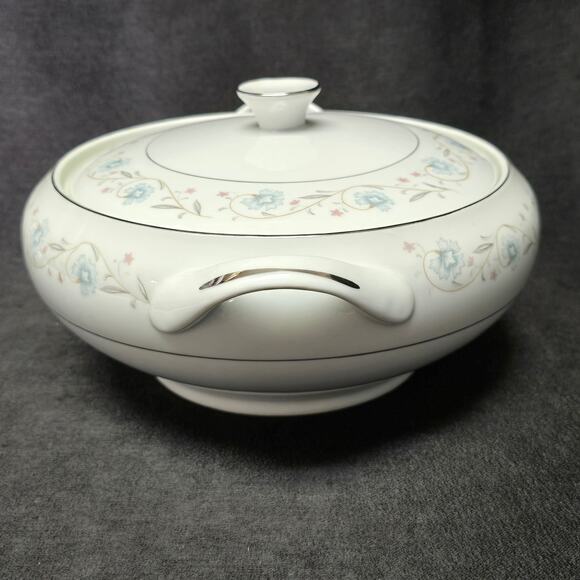 English Garden Fine China 1221 Covered Serving Soup / Vegetable Bowl & Lid - Picture 3 of 12